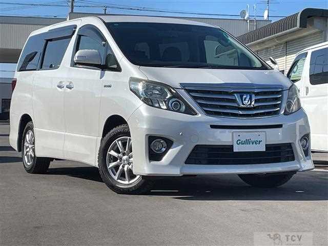 2013 Toyota Alphard Hybrid