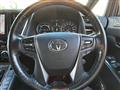 2017 Toyota Alphard Hybrid
