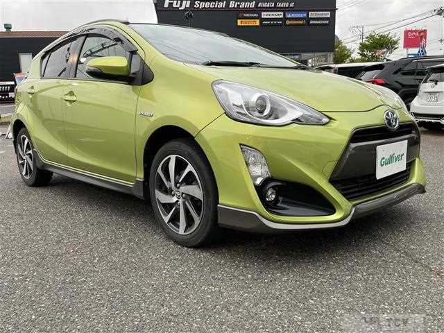 2016 Toyota AQUA