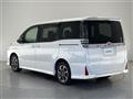 2017 Toyota Voxy