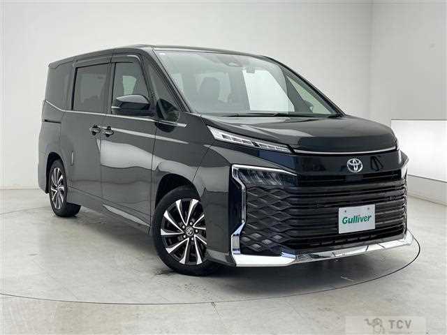 2023 Toyota Voxy
