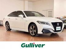 2019 Toyota Crown Hybrid