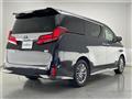2021 Toyota Alphard Hybrid
