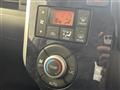 2017 Daihatsu Tanto