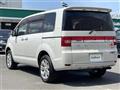 2016 Mitsubishi Delica D5