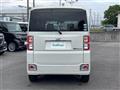 2017 Daihatsu WAKE