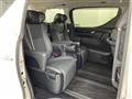 2020 Toyota Alphard Hybrid