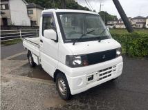 2004 Mitsubishi Minicab Truck