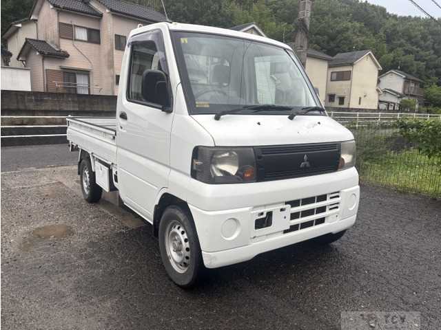 2009 Mitsubishi Minicab Truck