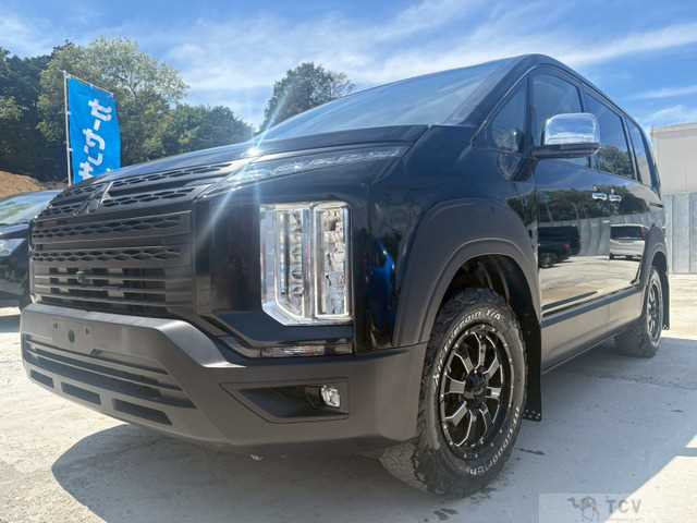 2019 Mitsubishi Delica D5