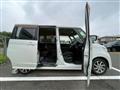 2010 Nissan ROOX