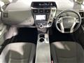 2014 Toyota PRIUS α