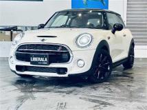 2019 BMW MINI