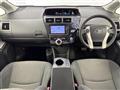 2014 Toyota PRIUS α