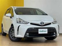 2016 Toyota PRIUS α