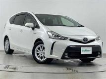 2017 Toyota PRIUS α