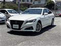 2019 Toyota Crown Hybrid