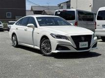 2019 Toyota Crown Hybrid