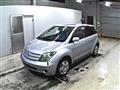 2004 Toyota IST