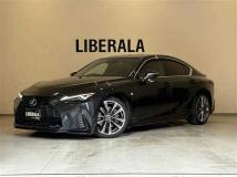 2021 Lexus IS
