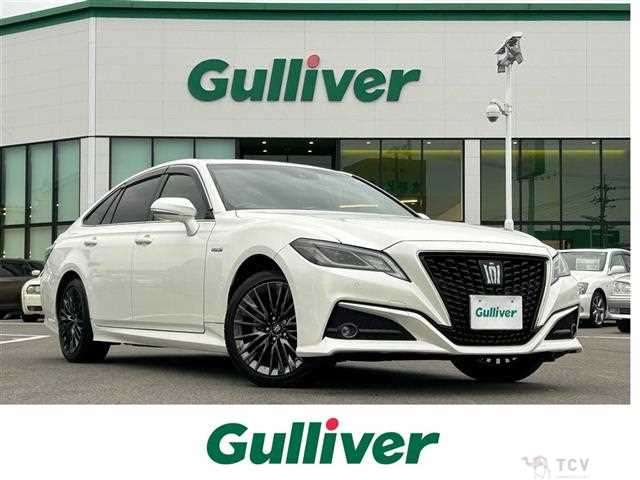 2019 Toyota Crown Hybrid