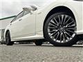2019 Toyota Crown Hybrid