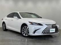 2023 Lexus ES