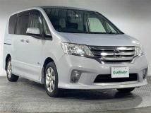 2013 Nissan Serena