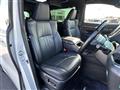 2019 Toyota Alphard Hybrid