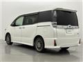2019 Toyota Voxy