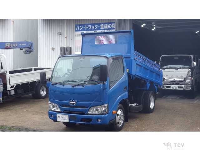 2022 Hino Dutro