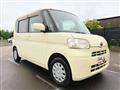 2009 Daihatsu Tanto