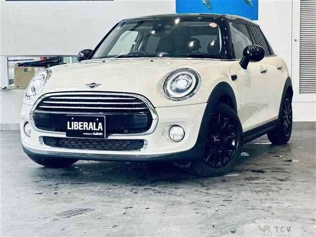 2019 BMW MINI