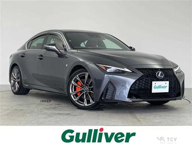 2021 Lexus IS