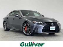 2021 Lexus IS