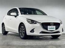 2016 Mazda Demio