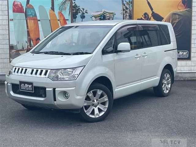 2016 Mitsubishi Delica D5