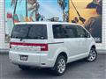 2016 Mitsubishi Delica D5