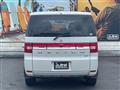 2016 Mitsubishi Delica D5