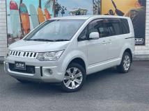 2016 Mitsubishi Delica D5