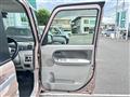 2017 Daihatsu Tanto