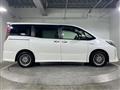 2017 Toyota Noah