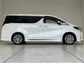 2021 Toyota Alphard