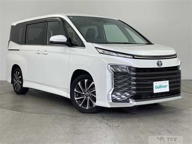 2022 Toyota Voxy