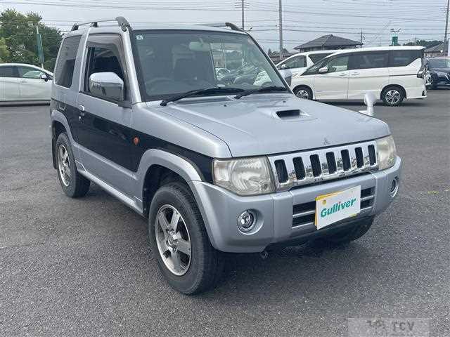 2011 Mitsubishi Pajero Mini
