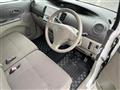 2011 Daihatsu Tanto