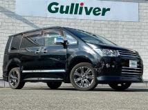 2017 Mitsubishi Delica D5