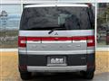 2017 Mitsubishi Delica D5