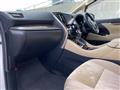 2022 Toyota Alphard Hybrid