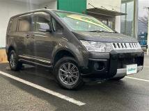 2019 Mitsubishi Delica D5